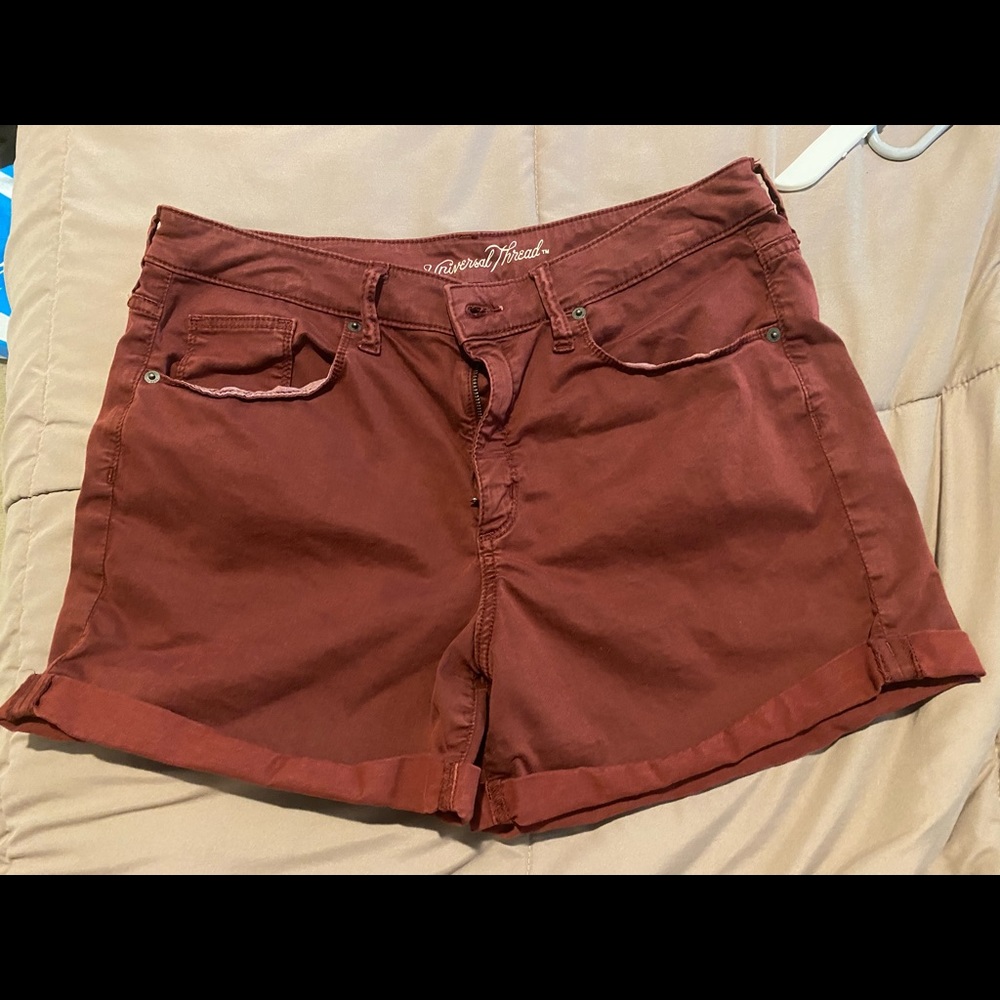Universal thread size 14 high rise - midi length - denim short